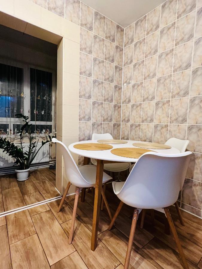 Ferienwohnung Altheda Living Tineretului E8 Suceava Exterior foto